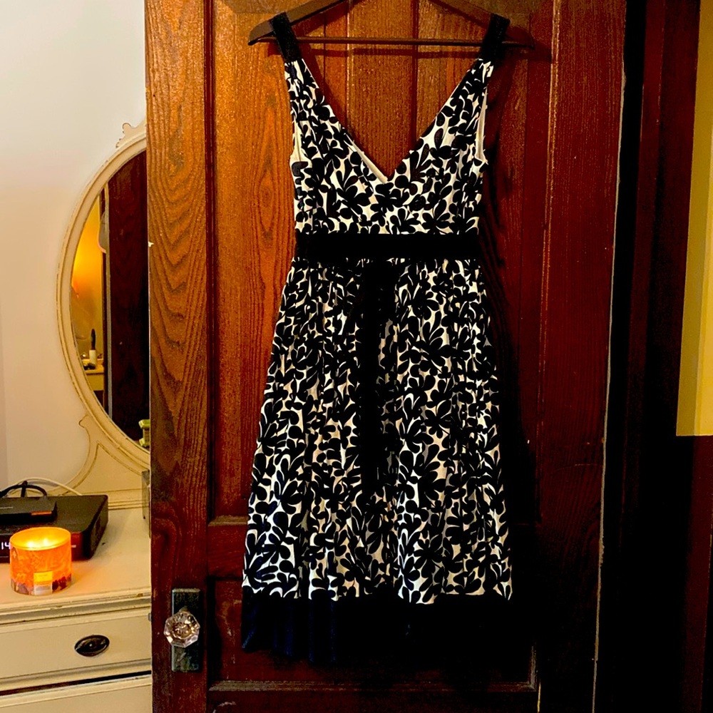 London Times Monochrome Floral Dress